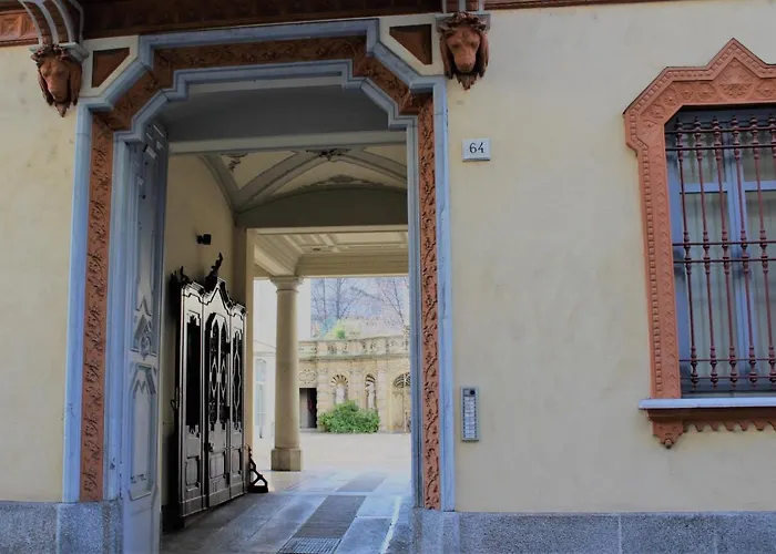 Palazzo Della Torre Elegant Apartment In Como
